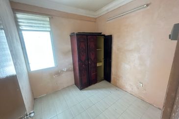 Desa Perangsang Apartments (Block D & E)