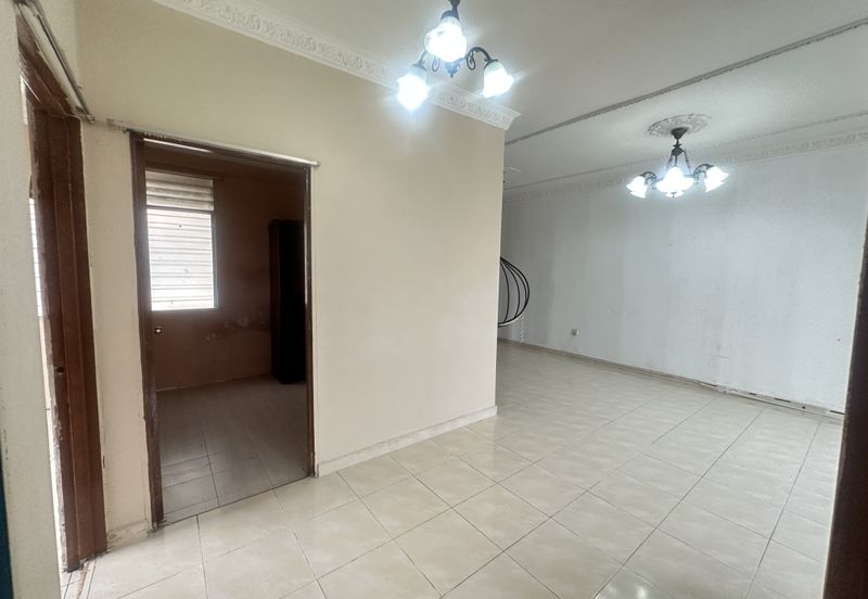 Desa Perangsang Apartments (Block D & E)