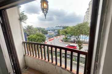 Desa Perangsang Apartments (Block D & E)