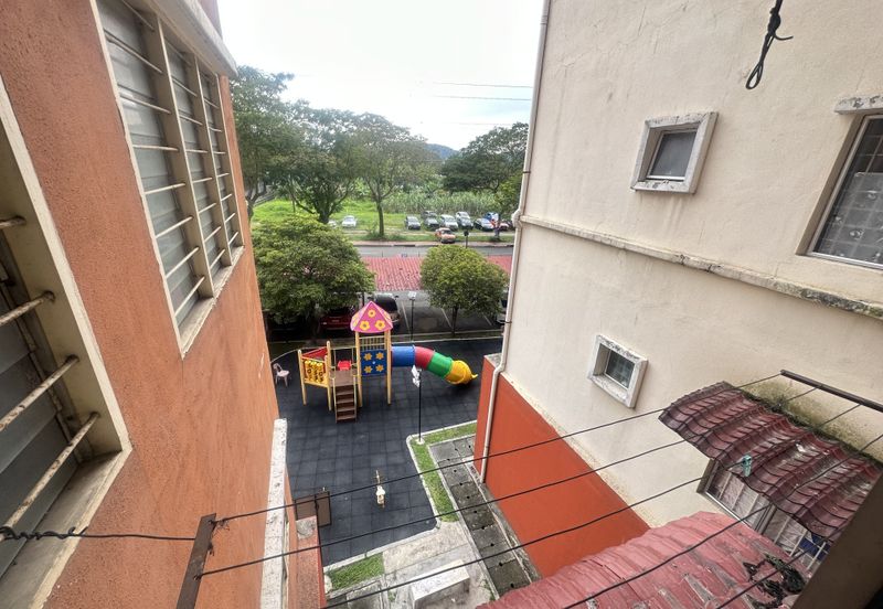 Desa Perangsang Apartments (Block D & E)