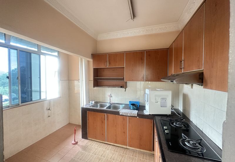 Desa Perangsang Apartments (Block D & E)