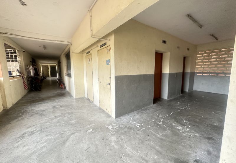 Desa Perangsang Apartments (Block D & E)