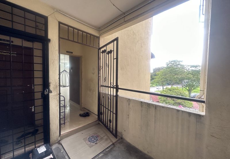 Desa Perangsang Apartments (Block D & E)