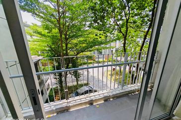 Midfields Condominium