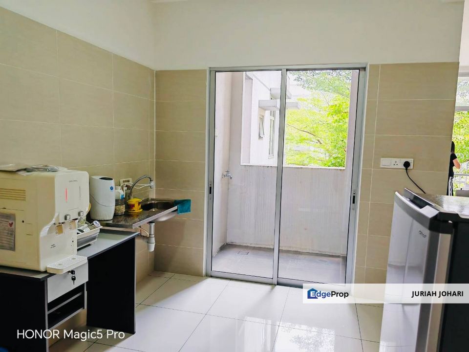 Midfields Sungai Besi, Salak Selatan Corner Unit for Sale, Kuala Lumpur, Salak Selatan
