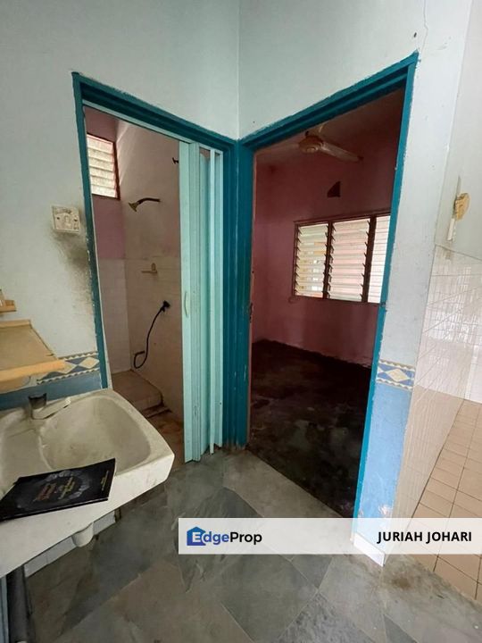 Batang Kali, Bungalow Lot @ Taman Desa Kelisa for Sale, Selangor, Batang Kali