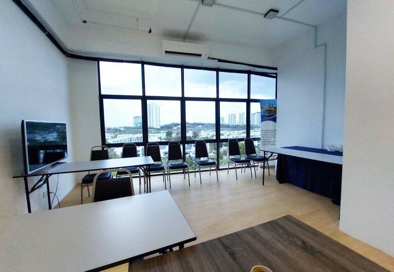 Kenwingston Square Garden