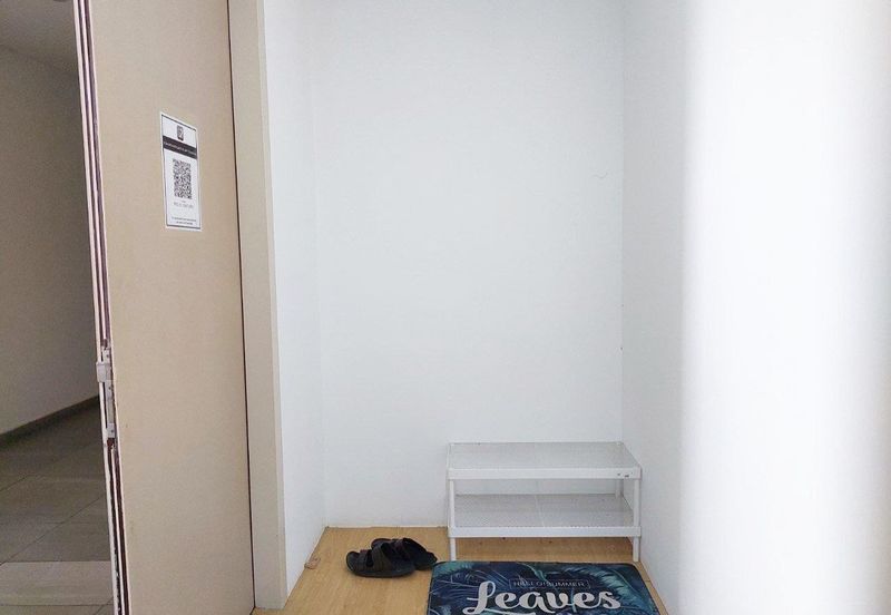 Kenwingston Square Garden