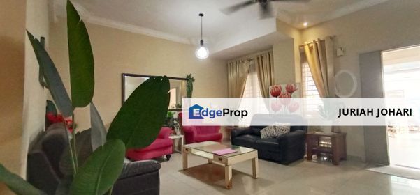 2 Storey Taman Villa Laksamana, Batu Caves with extra parking spaces, Selangor, Batu Caves 