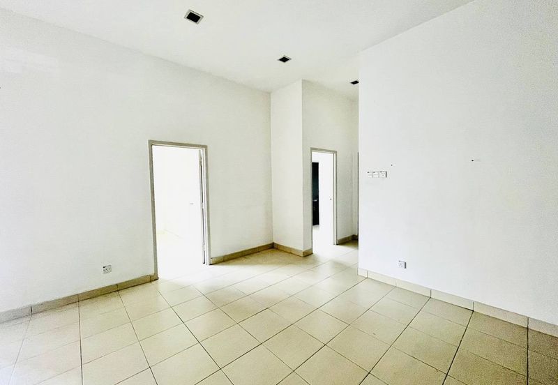 Villa Park Condominium