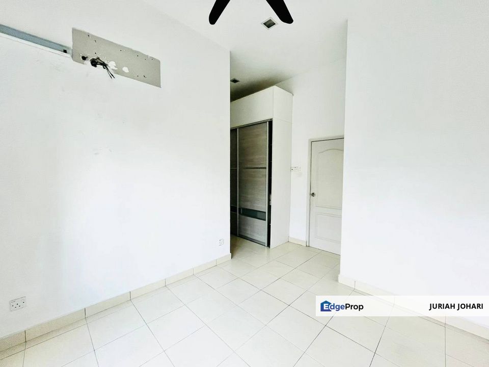 Seri Kembangan, Villa Park Ground Floor, Taman Bukit Serdang, Selangor, Seri Kembangan