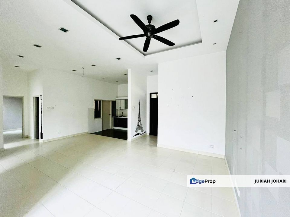 Seri Kembangan, Villa Park Ground Floor, Taman Bukit Serdang, Selangor, Seri Kembangan