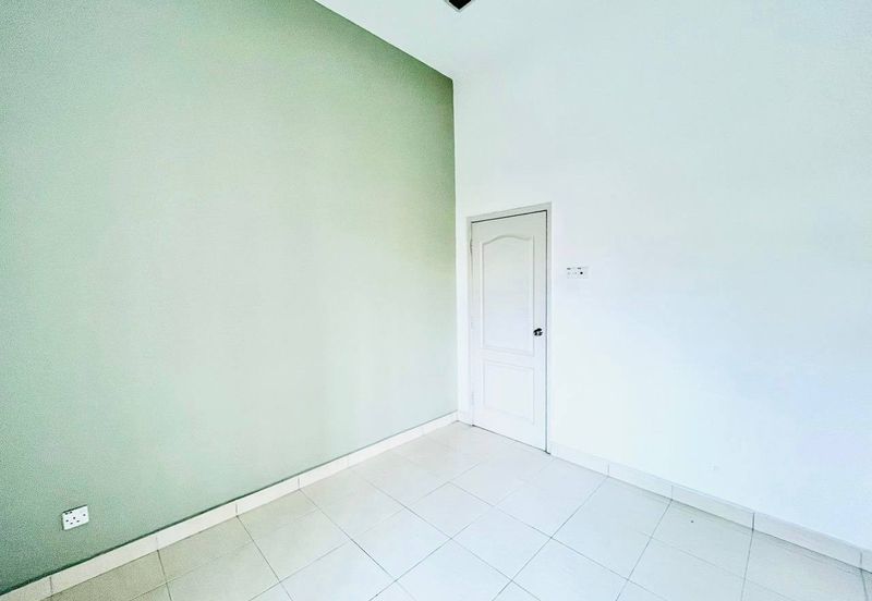 Villa Park Condominium