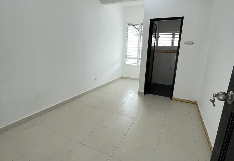 Taman Desa Saujana Langat