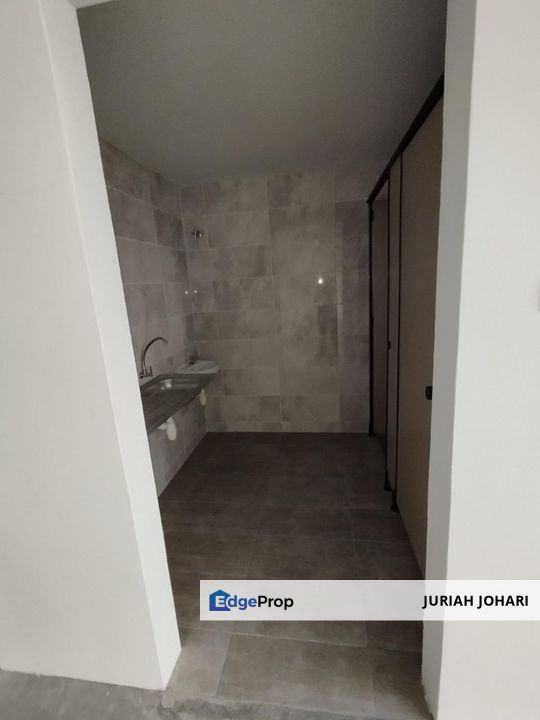 Cyberjaya, Commercial Office Kenwingston Square Garden for Rent, Selangor, Cyberjaya