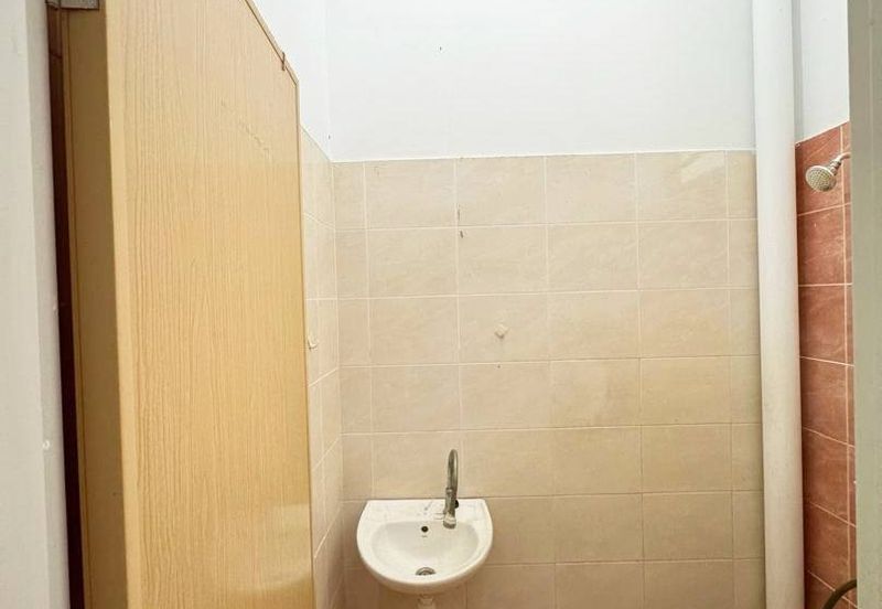 TAMAN MERANTI LESTARI