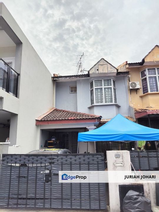 Taman Dahlia, 2 Storey Salak Tinggi, Sepang, Selangor, Sepang