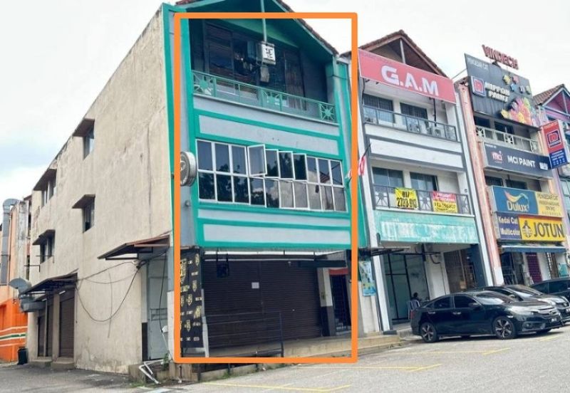 Pusat Perdagangan Seri Kembangan