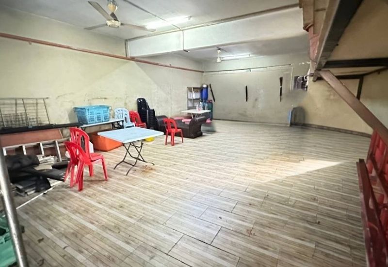 Pusat Perdagangan Seri Kembangan