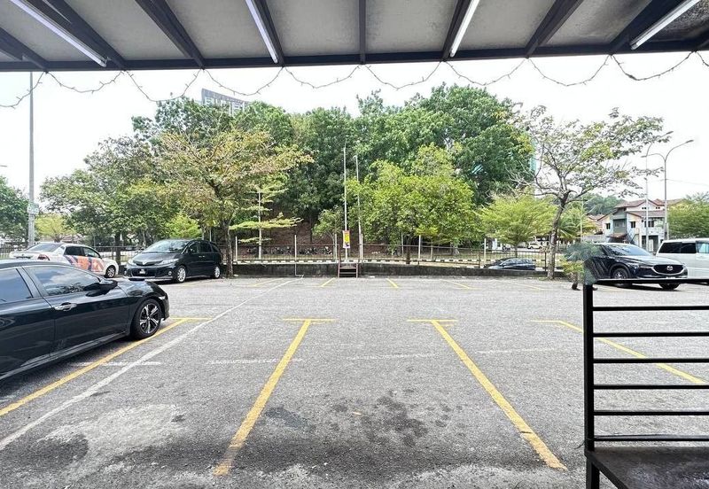 Pusat Perdagangan Seri Kembangan