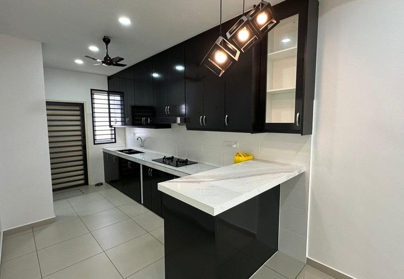 TIARA SENDAYAN (PRESINT 2)