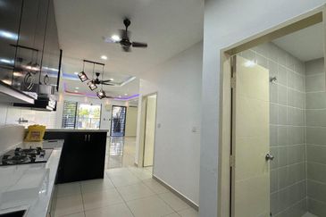 TIARA SENDAYAN (PRESINT 2)