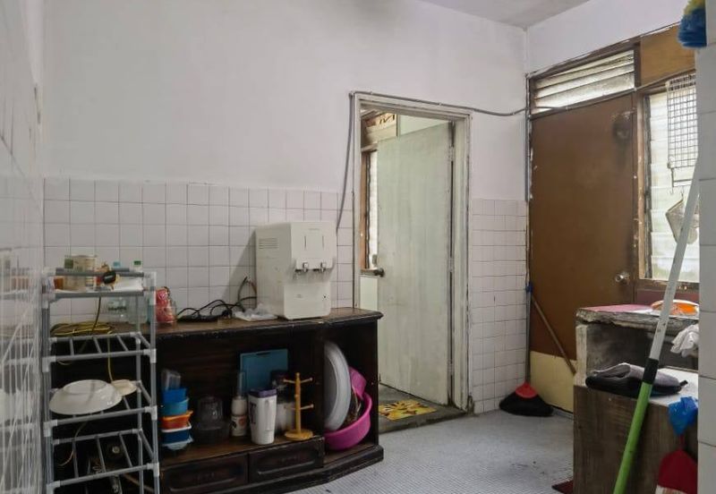 Taman Desa Keramat AU2