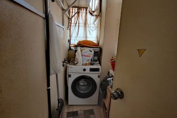 Sri Dahlia Apartment