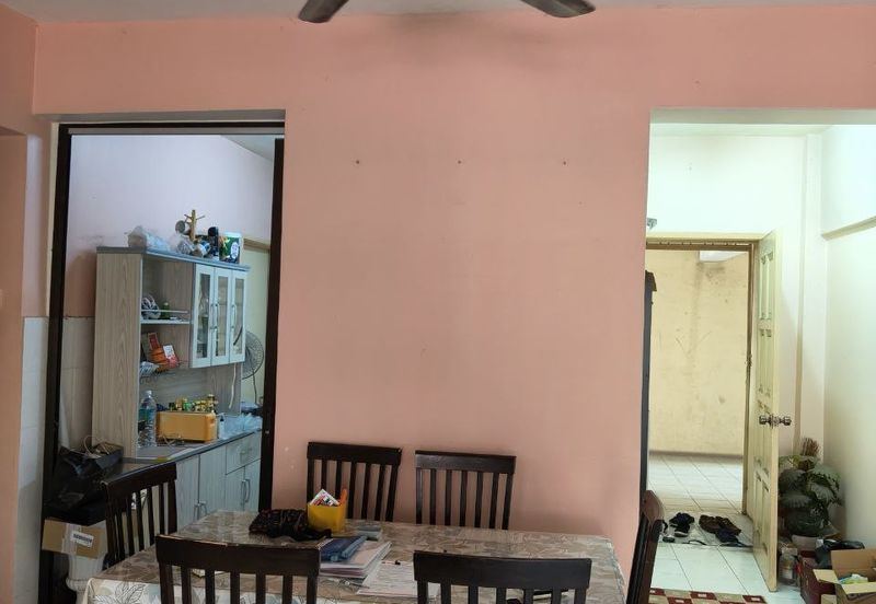 Sri Dahlia Apartment