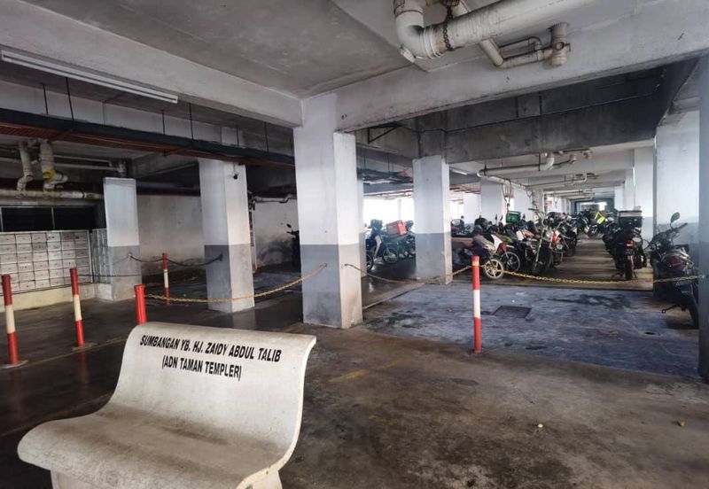 Jelutong Apartment, Selayang Heights