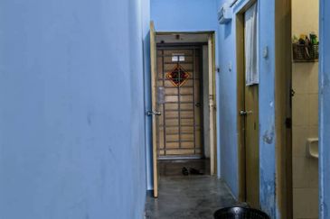 Jelutong Apartment, Selayang Heights