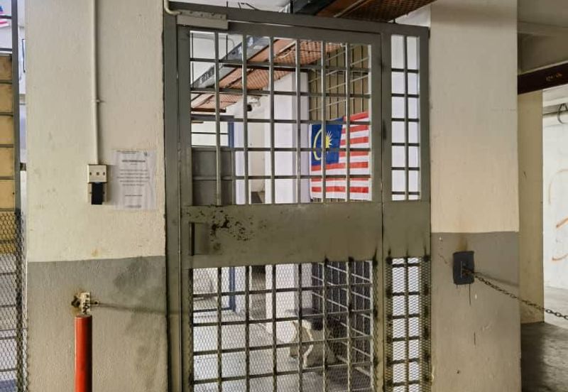 Jelutong Apartment, Selayang Heights