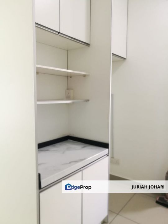 Bangi, Bandar Bukit Mahkota, Partially furnished Almyra Residences, Selangor, Bangi