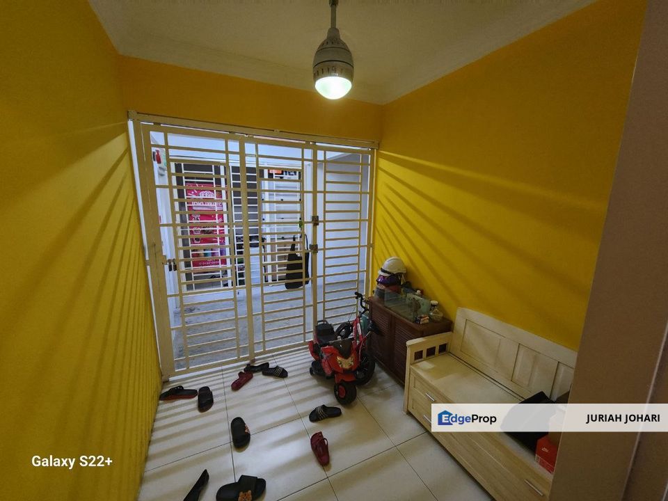 Batu Caves, Lakeview Apartment Endlot Unit, Selangor, Selayang