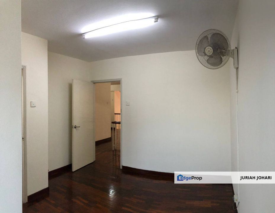 Seri Kembangan, Townhouse Sungai Besi Indah, The Mines, Selangor, Seri Kembangan