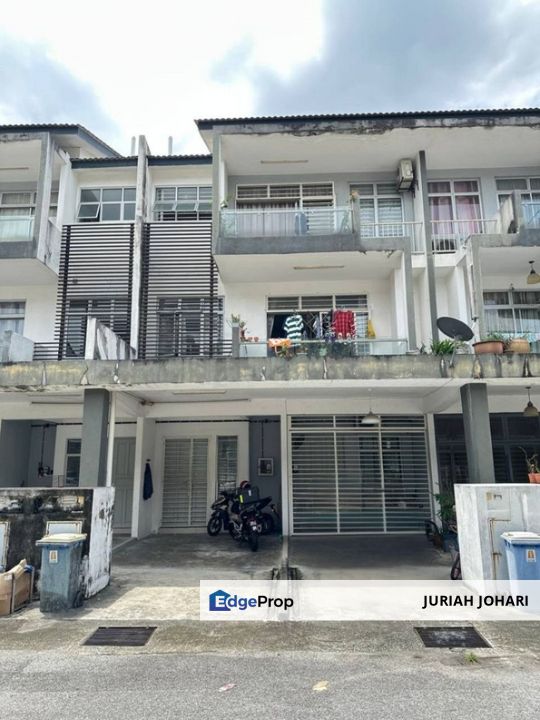 Bandar Saujana Putra, SP2 2 Storey Townhouse Fully furnished , Selangor, Jenjarom