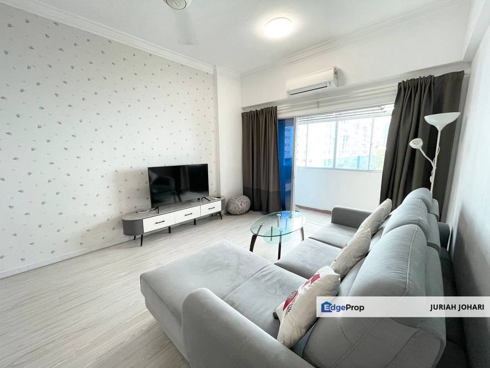Fully furnished Renovated Jalil Damai Apartment, Bukit Jalil, Kuala Lumpur, Bukit Jalil