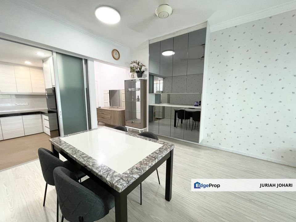 Fully furnished Renovated Jalil Damai Apartment, Bukit Jalil, Kuala Lumpur, Bukit Jalil