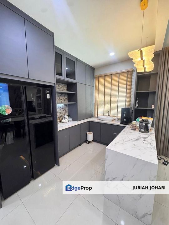 Corner Lot, Lake Point Residence Cyberjaya, Selangor, Cyberjaya