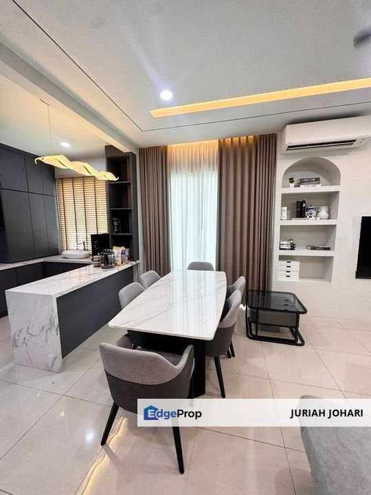 Corner Lot, Lake Point Residence Cyberjaya, Selangor, Cyberjaya