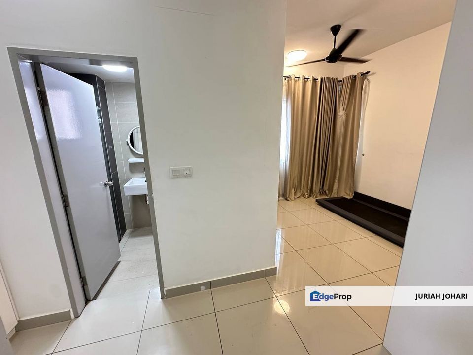 Partly furnished Almyra Residence, Bandar Puteri Bangi, Selangor, Bangi