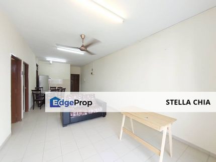 Lake View Suite / 2 Bedrooms 2 Bathrooms / Partly Furnished / Surrounded by Amenities / Prime Area, Johor, Johor Bahru