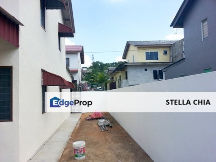 Puteri Wangsa Jalan Lading 2 Sty Low Cost End Lot with 10 Feet Land/ Extended Kitchen/2 bed 1bath, Johor, Ulu Tiram