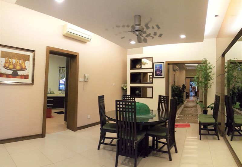 Bukit Jelutong, Jalan Titian, Shah Alam