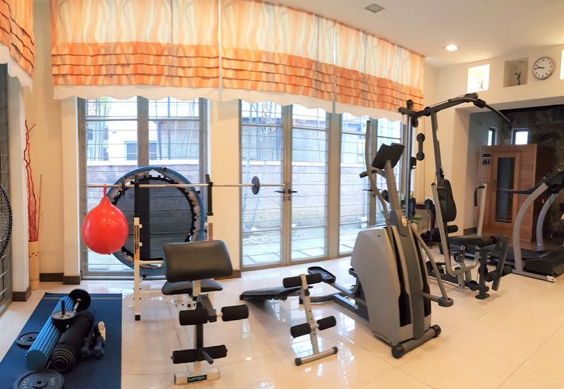 Bukit Jelutong, Jalan Titian, Shah Alam