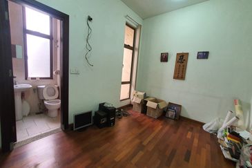 Bukit Jelutong, Lagenda I, Shah Alam