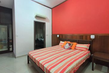 Bukit Jelutong, Shah Alam