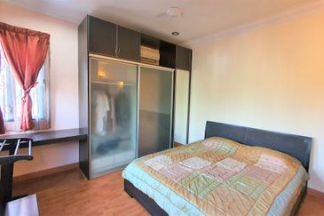 Bukit Jelutong, Shah Alam