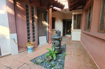 Bukit Jelutong, Shah Alam