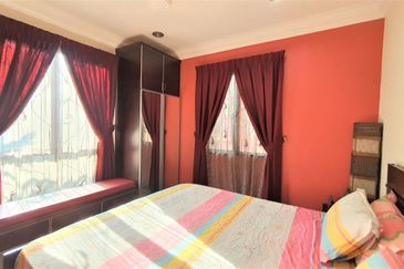 Bukit Jelutong, Shah Alam